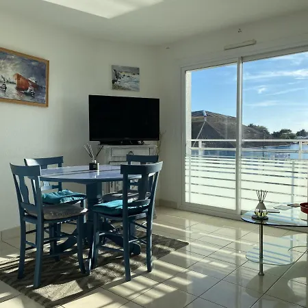 - - 1 Pieces - 35 M2 - Vue Sur Le Port De Plaisance Proche Des Plages - - Sentiers Cotiers - Dunes - Fr-1-397-51 * Etel